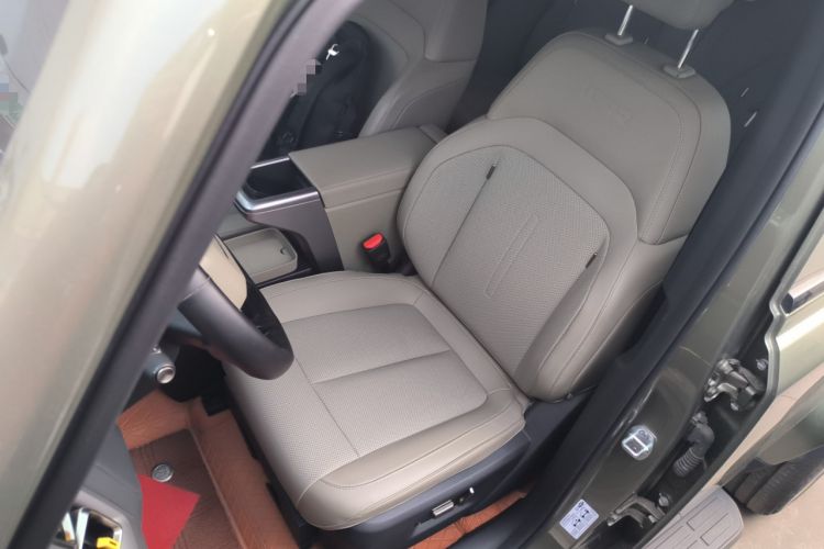 Used  V23 2025 501 Four-Wheel Drive Intelligent Driving Version
