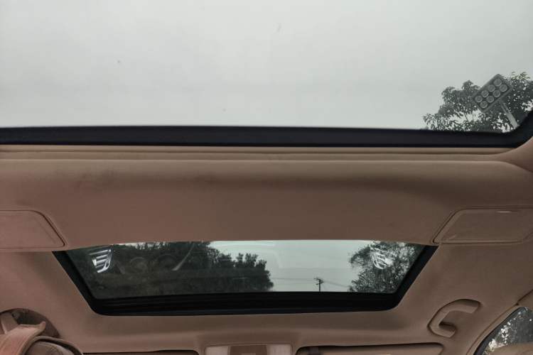 Used Mercedes-Benz E-Class 2015 E 260 L Sport Luxury Model