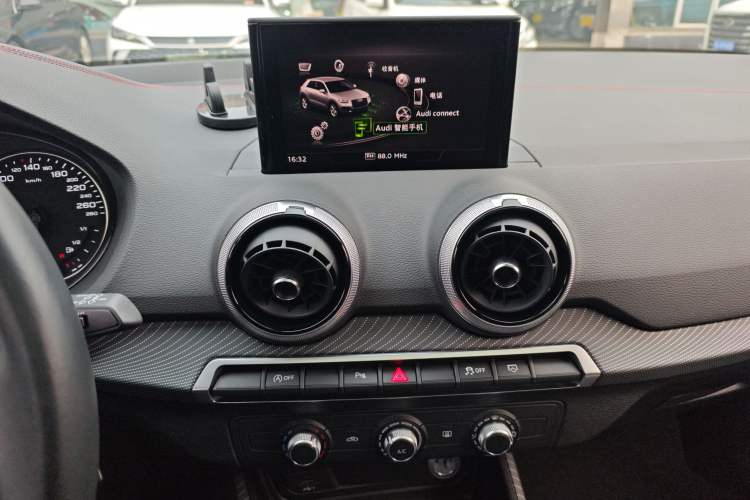 Used Audi Q2L 2022 35 TFSI Progressive Dynamic Edition