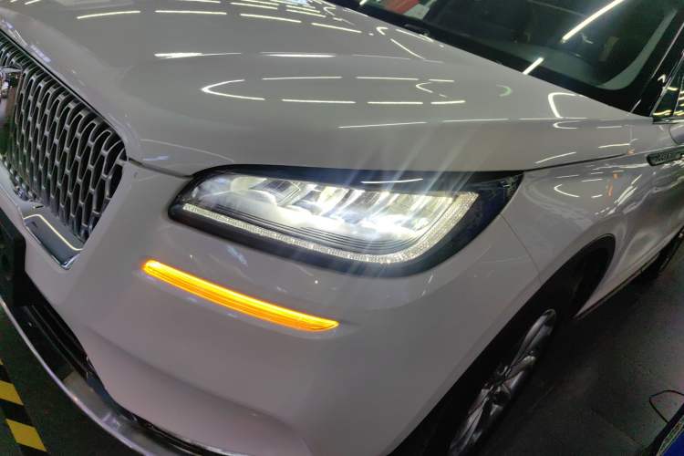 Used Lincoln Corsair 2021 2.0T Two-Wheel Drive Deluxe Edition
