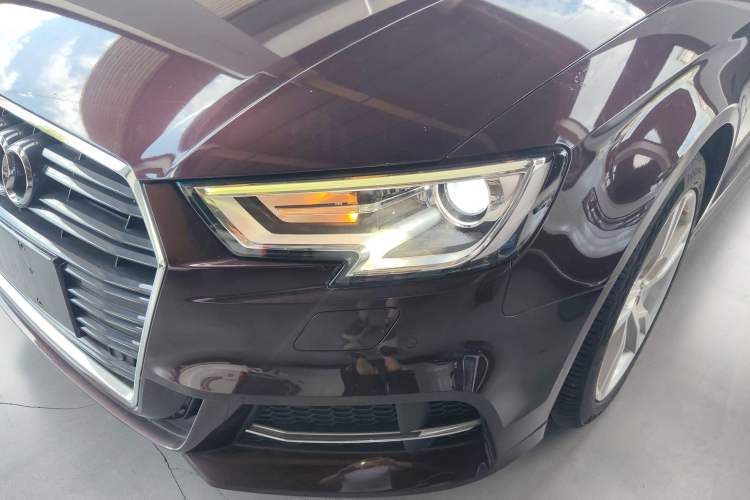 Used Audi A3 2018 30th Anniversary Edition Limousine 35 TFSI Fashion Model
