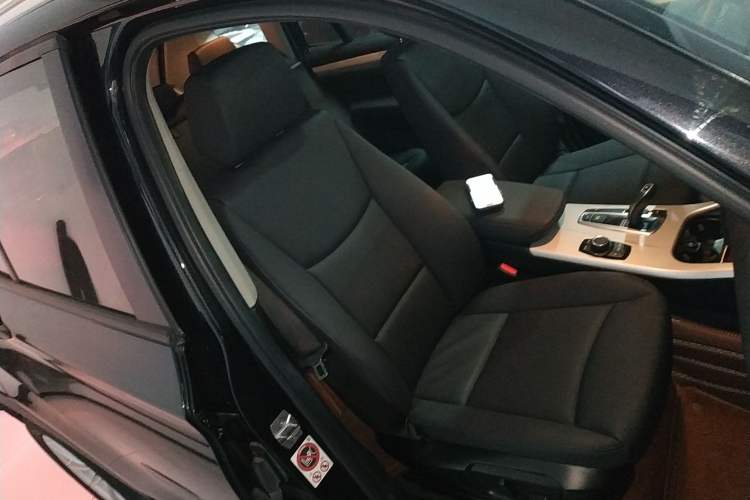 Used BMW X3 2016 sDrive20i
