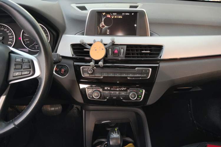 Used BMW X1 2016 sDrive18Li Premium Edition
