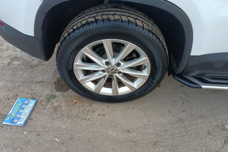 Used Volkswagen Tiguan 2016 280TSI Automatic Two-Wheel-Drive Silk Road Style Edition