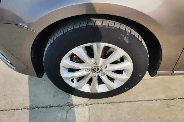 Used Volkswagen Magotan 2015 1.8TSI Luxury Model
