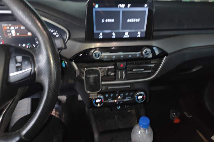 Used Ford Focus 2020 Sedan EcoBoost 180 Automatic Trend Edition
