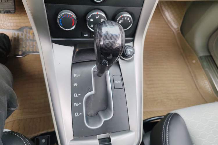 Used Chevrolet Captiva 2014 2.4L Two-Wheel Drive City Edition 5 Seats
