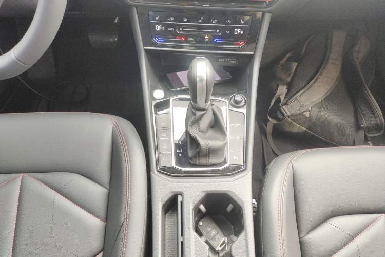 Used Volkswagen Lavida 2024 300TSI DSG Starry Sky Leading Edition
