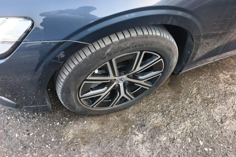 Used Volvo S60 2023 B4 Zhiyi Luxury Edition
