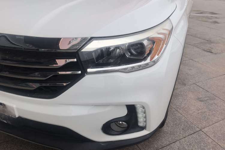 Used GAC Trumpchi GS4 2015 200T Manual Luxury Edition
