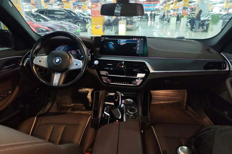 Used BMW 5 Series New Energy 2022 Second Facelift 535Le M Sport Package
