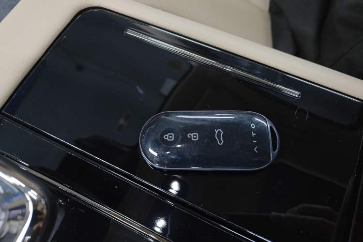 Used Hima AITO M7 2024 1.5T Intelligent Driving 4WD Max Edition 5 Seats