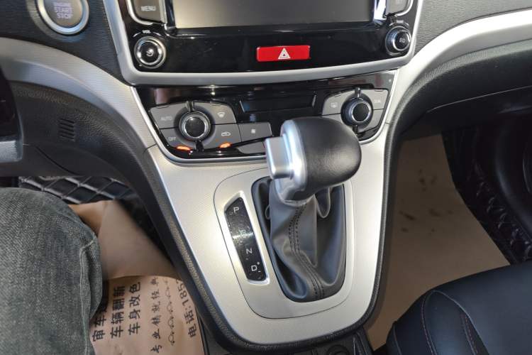 Used Haval M6 2019 1.5T DCT Two-Wheel Drive Elite Version China VI Standard
