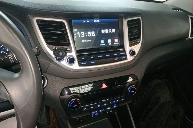 Used Hyundai Tucson 2018 1.6T Dual-Clutch Two-Wheel Drive 15th Anniversary Special Edition
