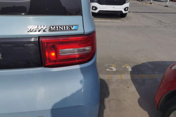 Used Wuling Hongguang MINIEV 2020 Lite Version Lithium Iron Phosphate
