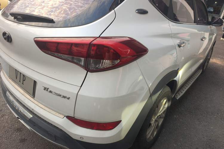 Used Hyundai Tucson 2018 1.6T Dual-Clutch Two-Wheel Drive 15th Anniversary Special Edition