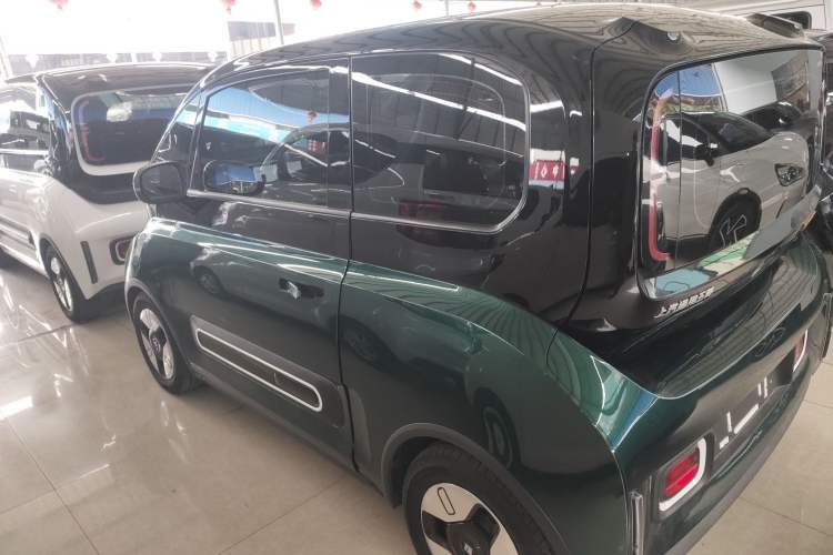 Used Baojun KiWi EV 2022 Artist Lite Edition Lithium Iron Phosphate
