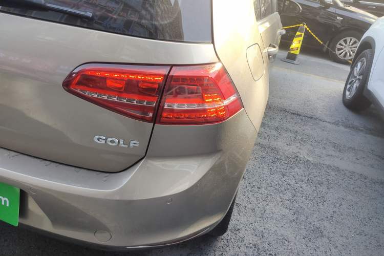 Used Volkswagen Golf 2015 1.6L Automatic Comfort Model
