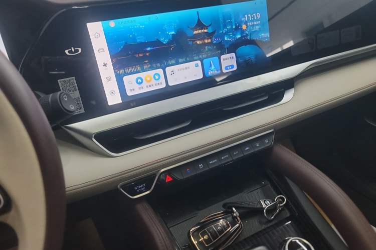 Used Geely Auto Monjaro L 2024 2.0TD High-Power Automatic Two-Wheel Drive Yunqi Version
