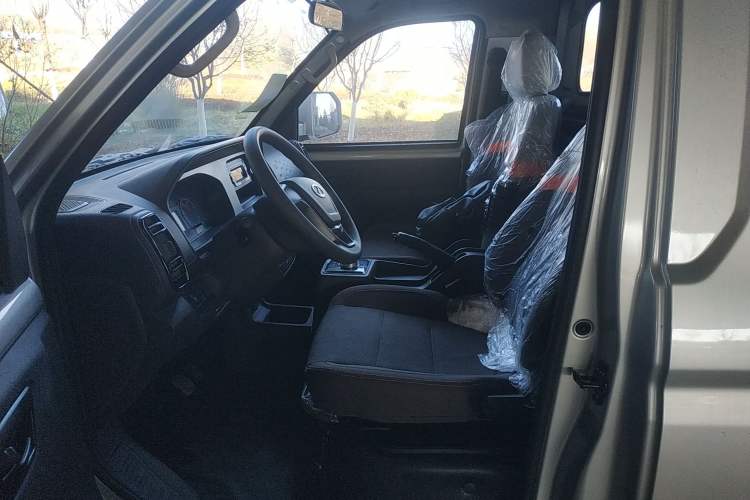 Used Ruichi EC71 2024 EC71L Cargo Pioneer I Model 41.85 kWh
