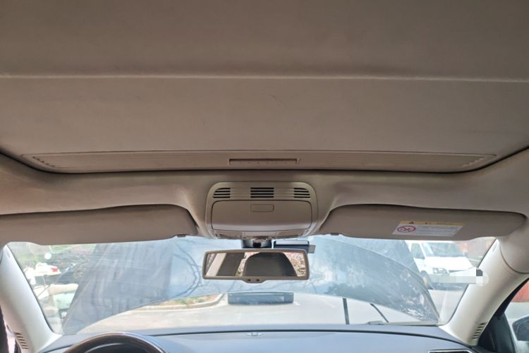 Used Volkswagen Magotan 2015 2.0 TSI Prestige Model
