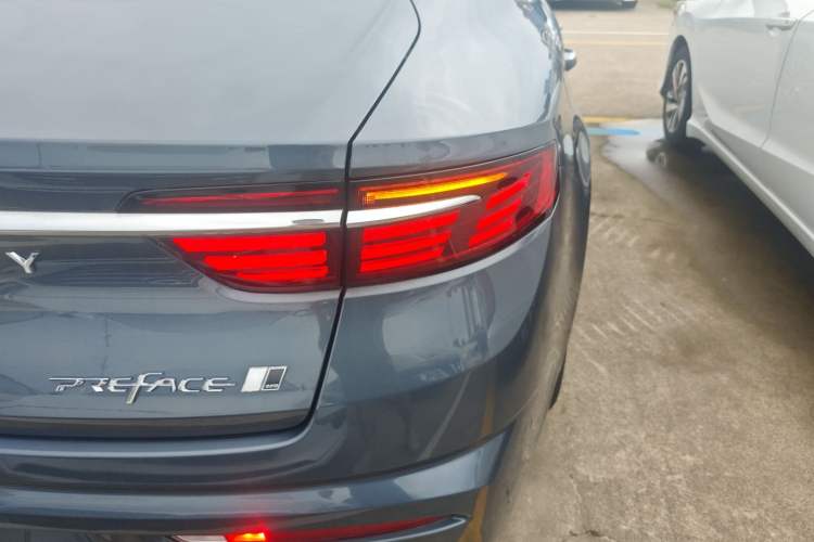 Used Geely Auto Preface 2023 2.0TD Prestige Version
