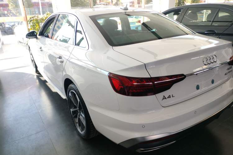 Used Audi A4L 2024 40 TFSI Fashion Dynamic Model
