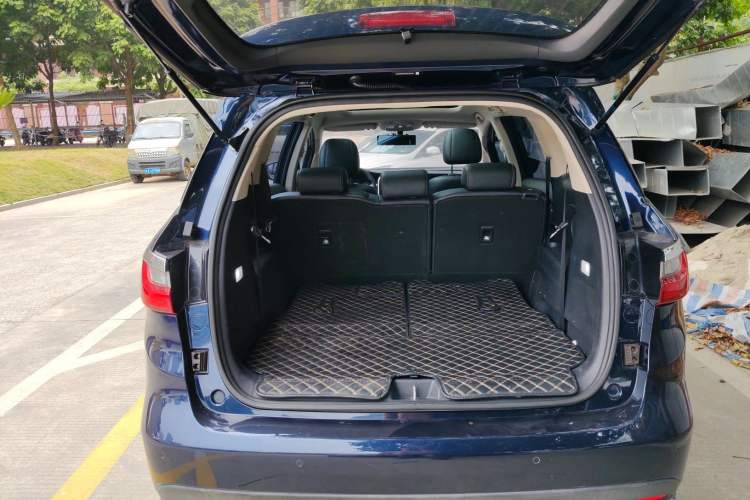 Used BYD Song MAX 2017 1.5T Automatic Smart Connect Elite 7-Seater
