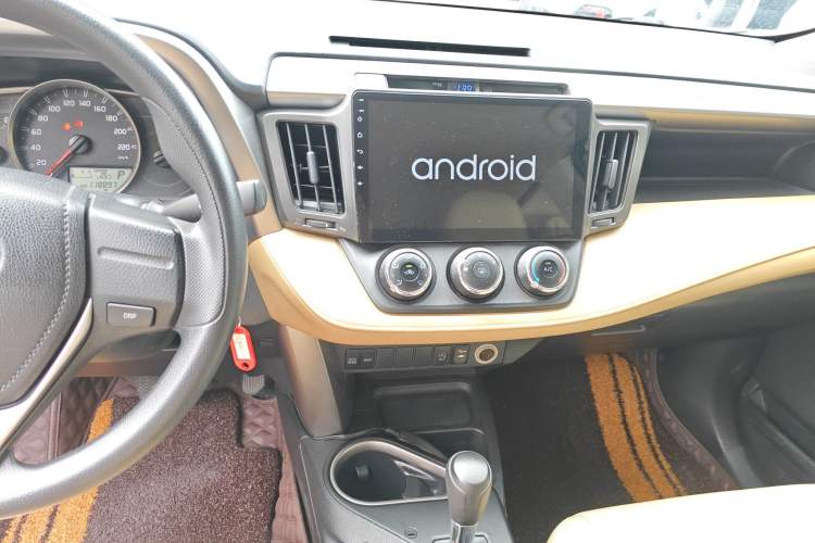 Used Toyota RAV4 2016 2.0L CVT Two-Wheel Drive Urban Edition China V Standard
