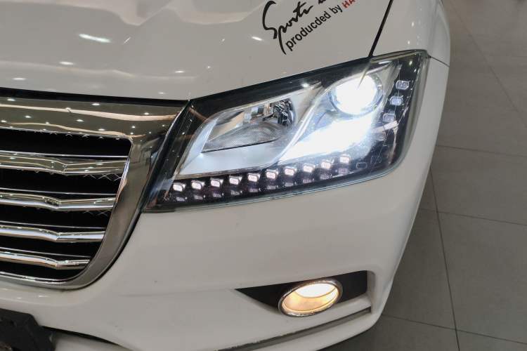 Used Haval H2 2016 Red-Label 1.5T Automatic Two-Wheel Drive Luxury Model