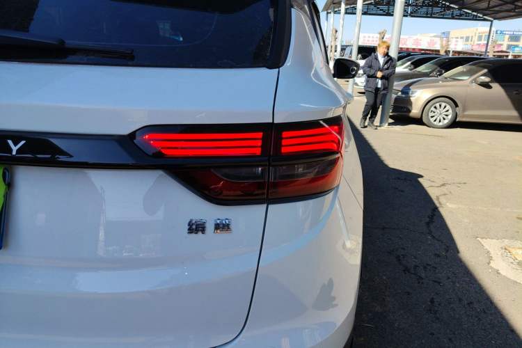 Used Geely Auto Coolray 2021 1.4T DCT Platinum Edition
