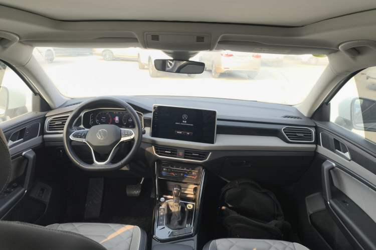 Used Volkswagen Tayron 2024 300TSI Two-Wheel-Drive Luxury Plus Advanced Version