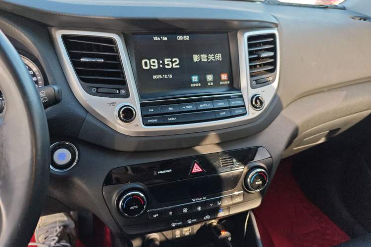 Used Hyundai Tucson 2015 1.6T Dual-Clutch Two-Wheel-Drive Smart Model