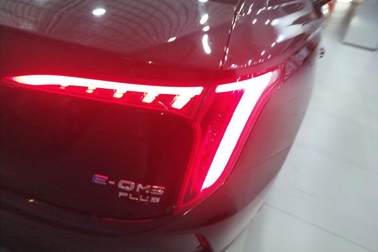 Used Hongqi E-QM5 2024 610 km PLUS
