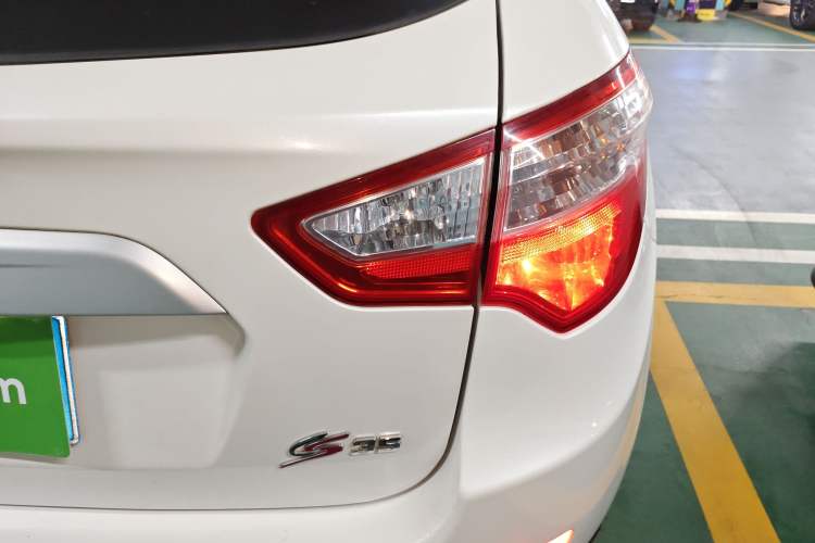 Used Changan CS35 2015 1.6L Automatic Luxury Model China IV Standard