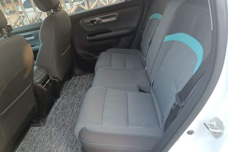 Used AION Y 2024 Younger