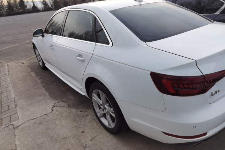 Used Audi A4L 2018 30th Anniversary Edition 40 TFSI Trendy Model