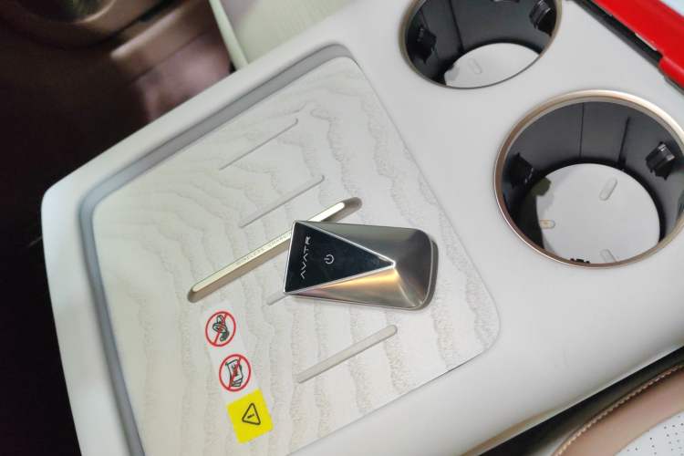 Used  07 2024 Pro+ All-Electric Version
