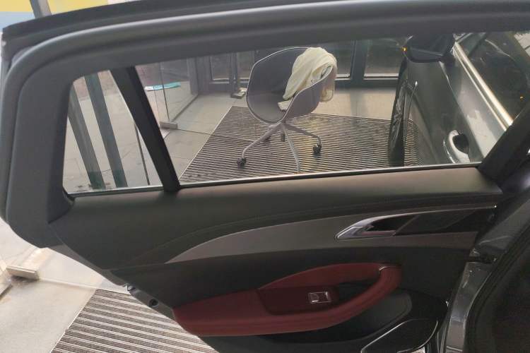 Used Hongqi H5 2024 2.0T Automatic Smart Connect Flagship Edition
