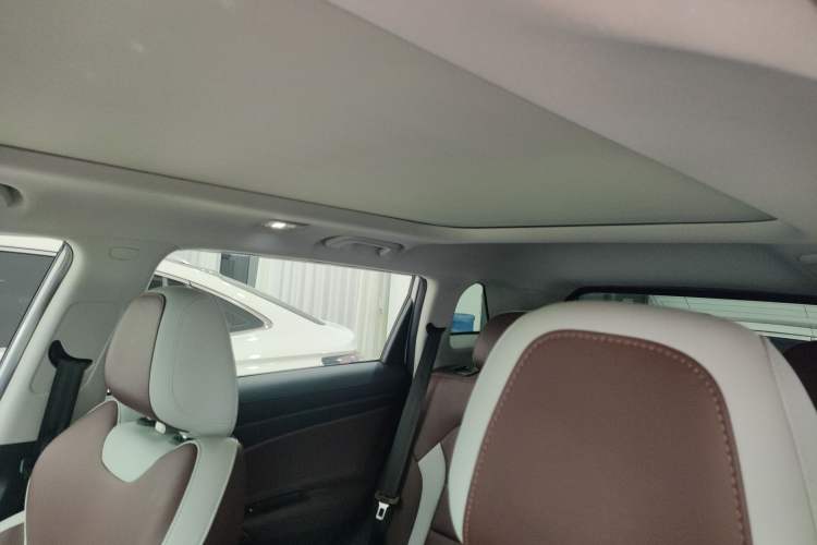 Used Geely Auto Emgrand X7 Sport 2022 1.8TD DCT Zhiya Trim