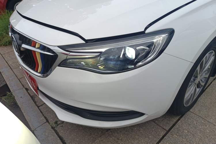 Used Buick GT 2018 18T Automatic Elite Model
