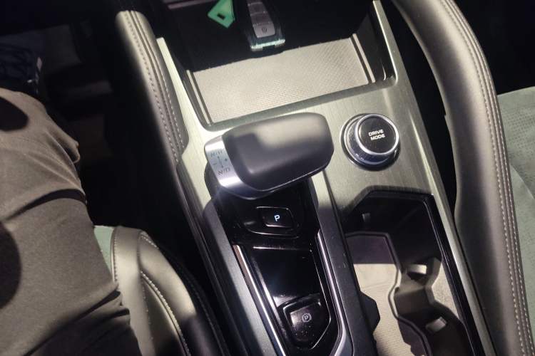 Used Geely Auto Monjaro L 2021 2.0TD DCT EVO Two-Wheel Drive Prestige Version