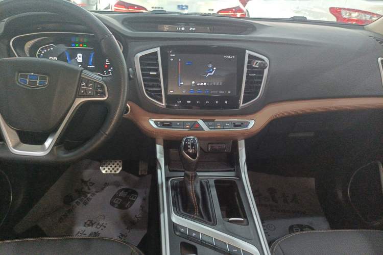 Used Geely Auto Vision X6 2018 1.4T CVT 4G Connected Luxury Version
