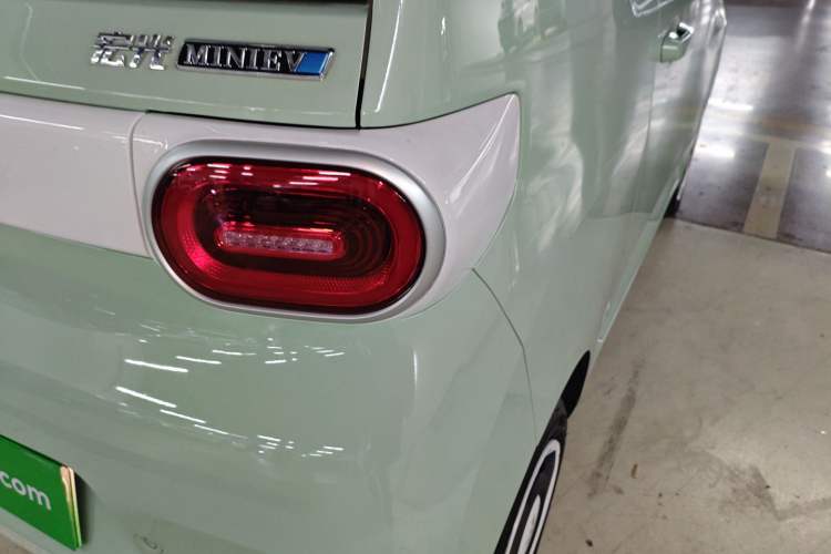 Used Wuling Hongguang MINIEV 2024 3rd Generation 215km Youth Edition
