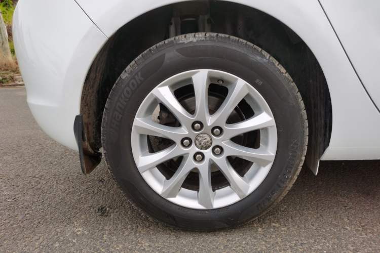 Used Buick GT 2014 XT 1.6L Automatic Fashion Edition
