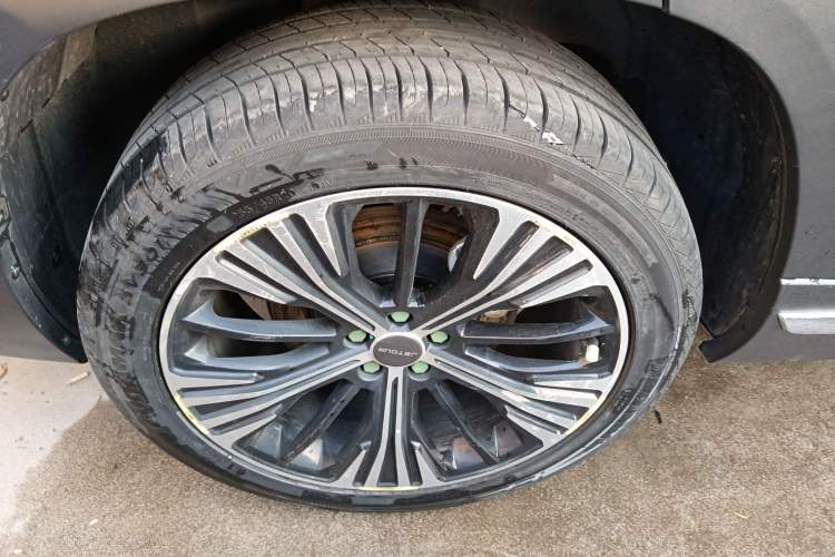 Used JETOUR X90 2020 1.6T DCT Shadow Edition 7-Seater