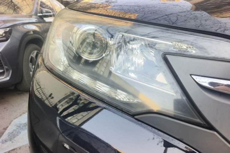 Used Honda CR-V 2012 2.0L two-wheel drive urban version
