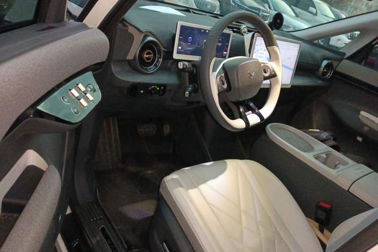 Used ARCFOX Kaola S 2024 AIR model
