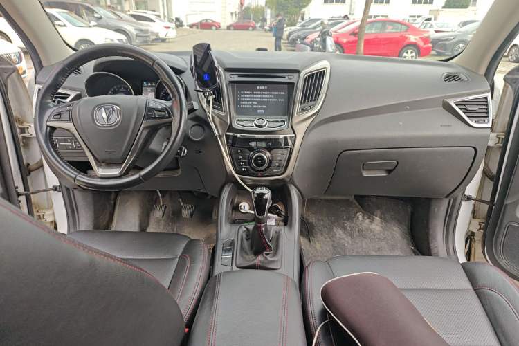 Used Changan CS75 2014 2.0L Manual Luxury Version China IV Standard