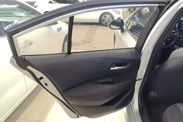 Used Toyota Levin 2019 Dual-Engine 1.8H E-CVT Luxury Edition China VI Standard
